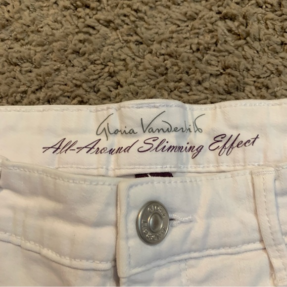 Gloria Vanderbilt White Denim Bermuda Shorts 6 - Picture 3 of 6